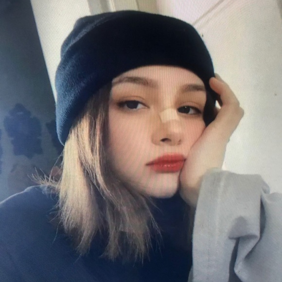 Meet your Posher, Susie - Picture 1 of 1